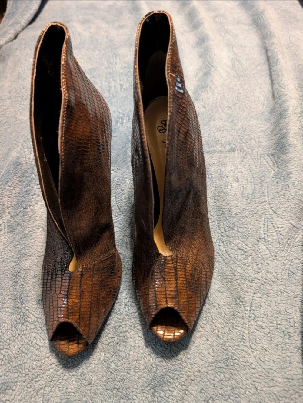 J. Reneé Bronze Metallic Crocodile Embossed Peep-Toe Booties Heels - [ 8.5 M